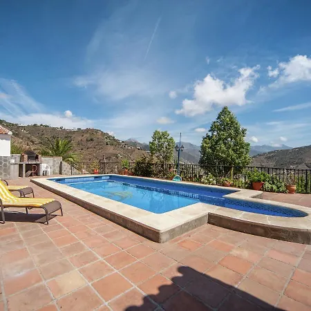Lovely In Competa Andalusia With Swimming Pool Casa de Férias